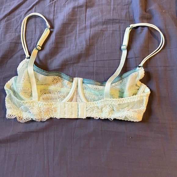 32C Balconette Bra - Picture 2 of 4